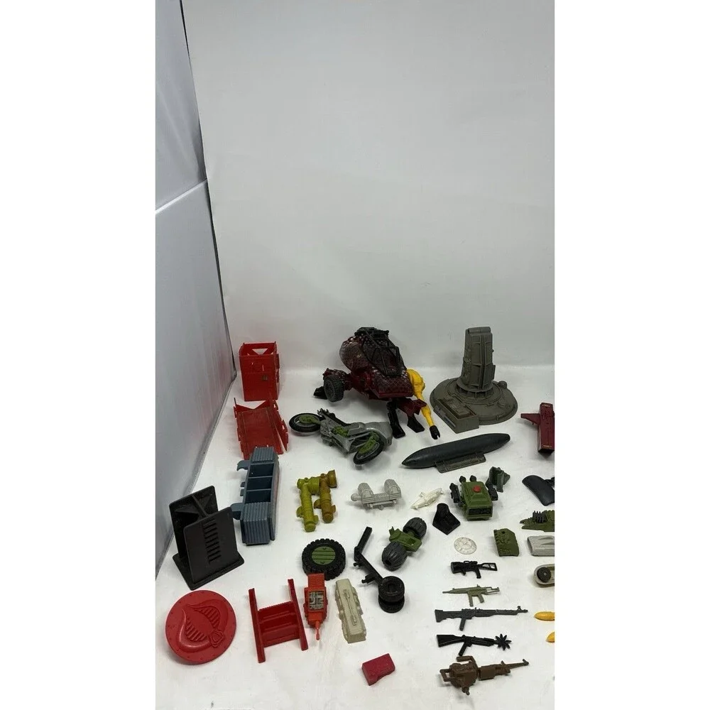 Huge Lot of Vintage GI Joe Parts and Pieces 50+ Hasbro 80's and 90's Cobra ARAH